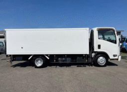 ISUZU  ELF  TRUCK  2013