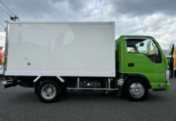 ISUZU  ELF  TRUCK  2015