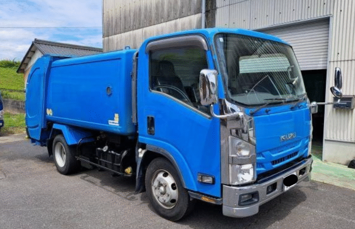 
								ISUZU  ELF  2016 full									