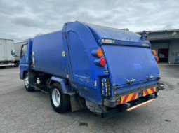 MITSUBISHI CANTER 2015