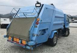 ISUZU  FORWARD  2001