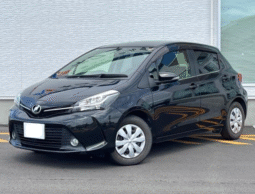 TOYOTA VITZ 2015
