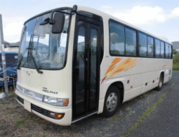 HINO MELPHA BUS 2004