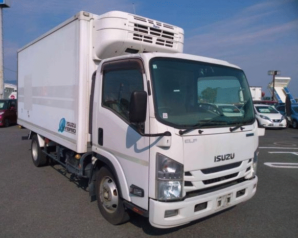 
								ISUZU  ELF  REFRIGERATED  TRUCK  2016 full									