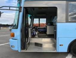 NISSAN DIESEL SPACE RUNNER BUS 2006