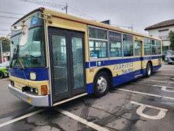 MITSUBISHI  AERO  STAR  LARGE  BUS  2004