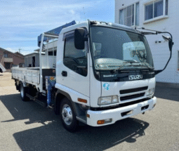 ISUZU  FORWARD  CRANE  TRUCK  2006