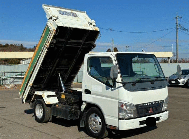 
								MITSUBISHI  CANTER  2006 full									