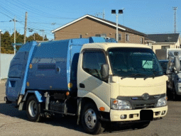 HINO  DUTRO  GARBAGE  TRUCK  2013