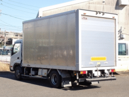 HINO  DUTRO  REFRIGERATED  TRUCK  2010