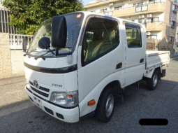 TOYOTA  DYNA  FLATBODY  TRUCK  2015