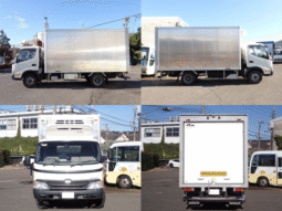 HINO  DUTRO  REFRIGERATED  TRUCK  2010