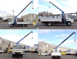 HINO  DUTRO  CRANE  TRUCK  2010