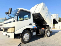 TOYOTA DYNA GARBAGE TRUCK 2006