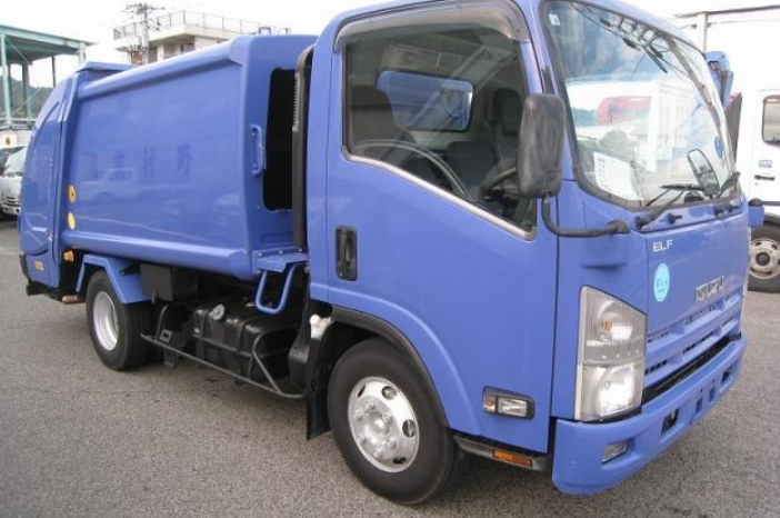 
								ISUZU  ELF GARBAGE TRUCK 2009 full									