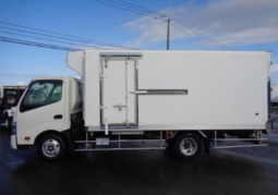 HINO  DUTRO  REFRIGERATED  TRUCK  2017