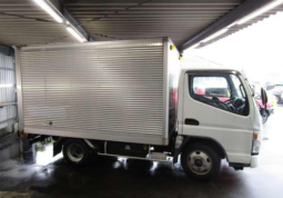 MITSUBISHI  CANTER  BOXBODY  TRUCK  2006