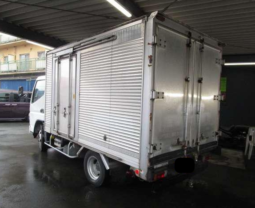 MITSUBISHI  CANTER  BOXBODY  TRUCK  2006