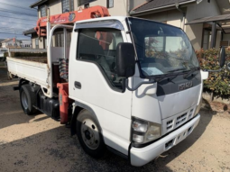 ISUZU  ELF  CRANE  TRUCK  2006