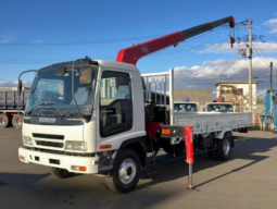 ISUZU  FORWARD  CRANE  TRUCK  2006