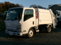 ISUZU ELF TRUCK 2010