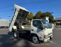 HINO  DUTRO  DUMP  TRUCK  2012