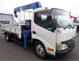 HINO  DUTRO  CRANE  TRUCK  2011