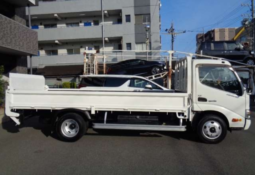 HINO DUTRO TRUCK 2011