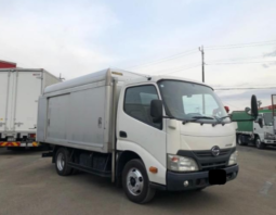 HINO  DUTRO  BOXBODY  TRUCK  2013