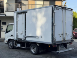 HINO DUTRO TRUCK 2015