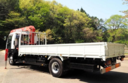ISUZU  FORWARD  CRANE  TRUCK   2006
