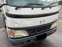 HINO  DUTRO  CRANE  TRUCK  2004