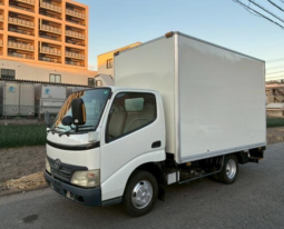 TOYOTA  TOYOACE  BOXBODY  TRUCK  2009