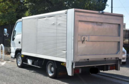 ISUZU  ELF  BOXBODY  TRUCK  2005