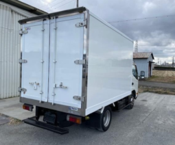 HINO  DUTRO  REFRIGERATED  TRUCK  2015