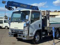 ISUZU  ELF  CRANE  TRUCK  2011