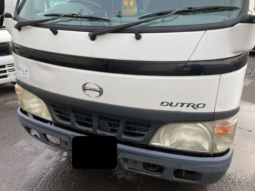 HINO  DUTRO  CRANE  TRUCK  2004