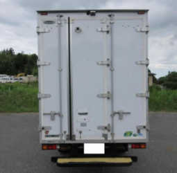 
										MITSUBISHI  FUSO  CANTER  BOXBODY  TRUCK  2015 full									