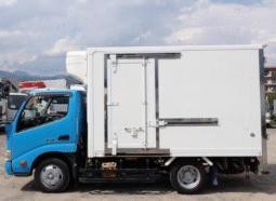 HINO  DUTRO  REFRIGERATED  TRUCK  2013