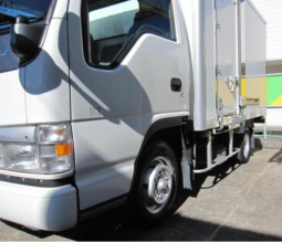 ISUZU ELF  BOXBODY  TRUCK  2002