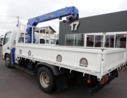HINO  DUTRO  CRANE  TRUCK  2011