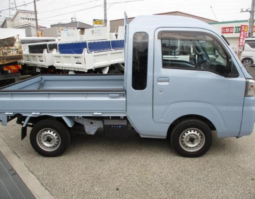 DAIHATSU  HIJET  JUMBO  FLATBODY  TRUCK  2017
