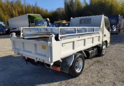 HINO  DUTRO  DUMP  TRUCK  2010