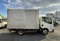 NISSAN  ATLAS  BOXBODY  TRUCK  2018